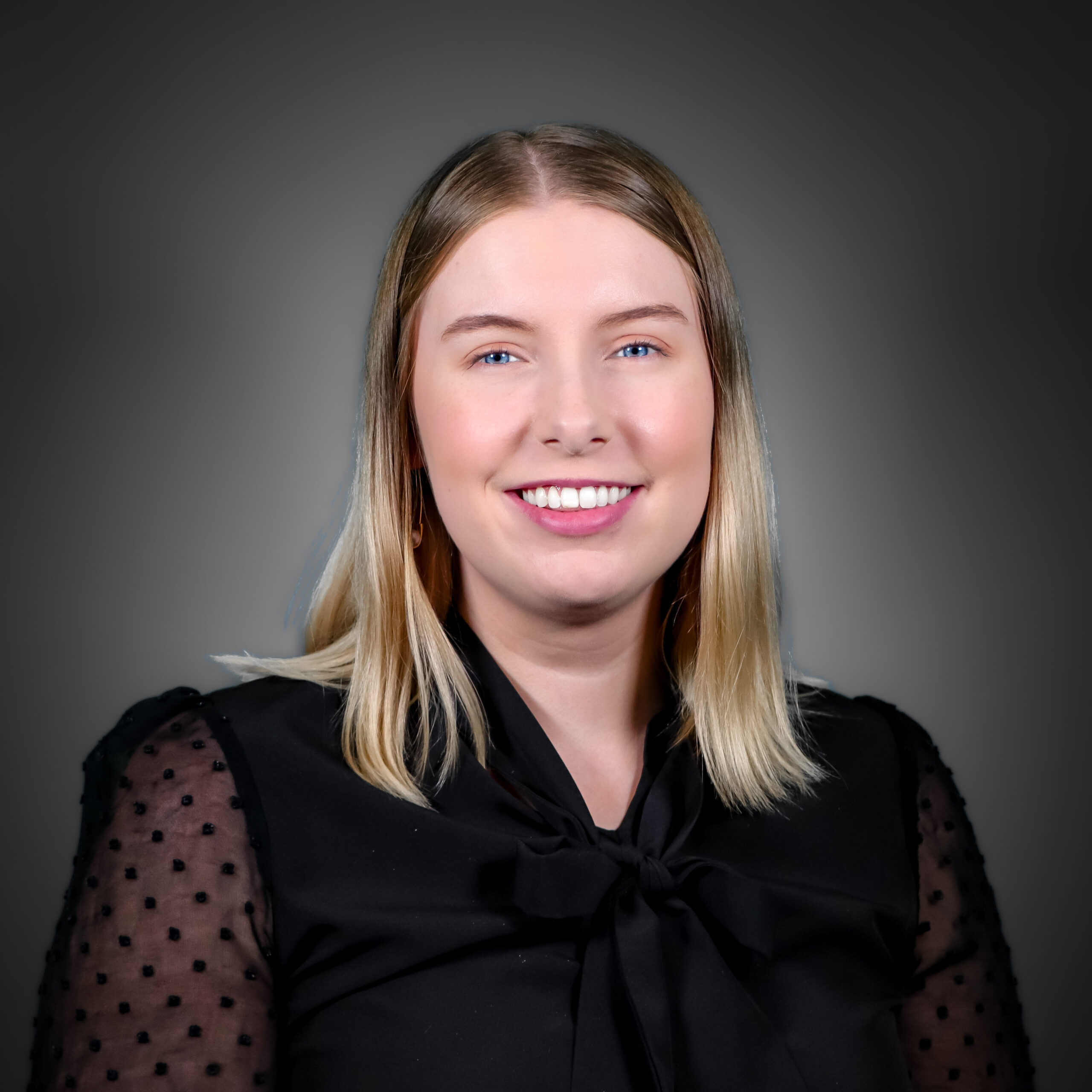 Lauren Arney headshot